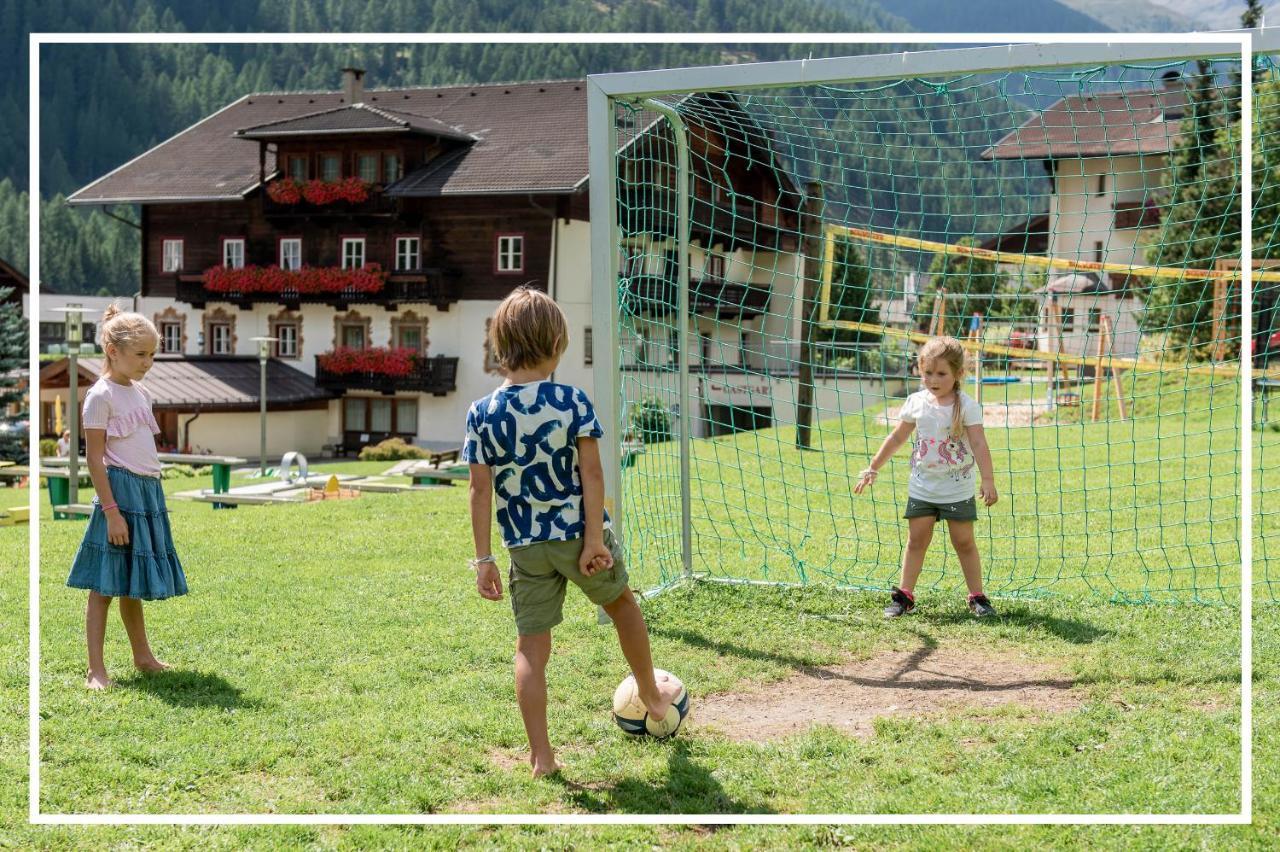 Tyrol Mountain Aparts - Urlaubsresort Hafele Sankt Jakob in Defereggen Exterior photo