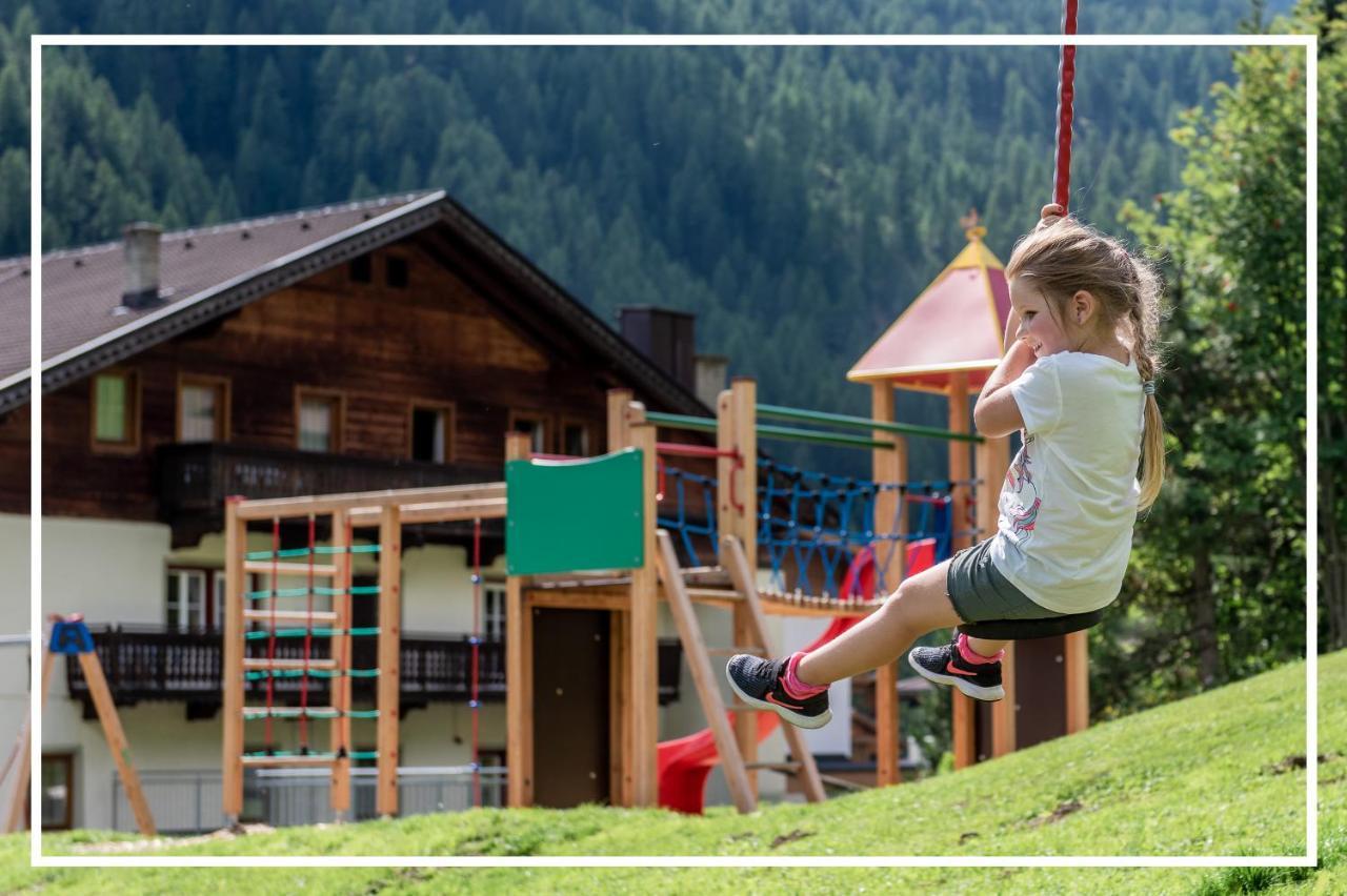 Tyrol Mountain Aparts - Urlaubsresort Hafele Sankt Jakob in Defereggen Exterior photo
