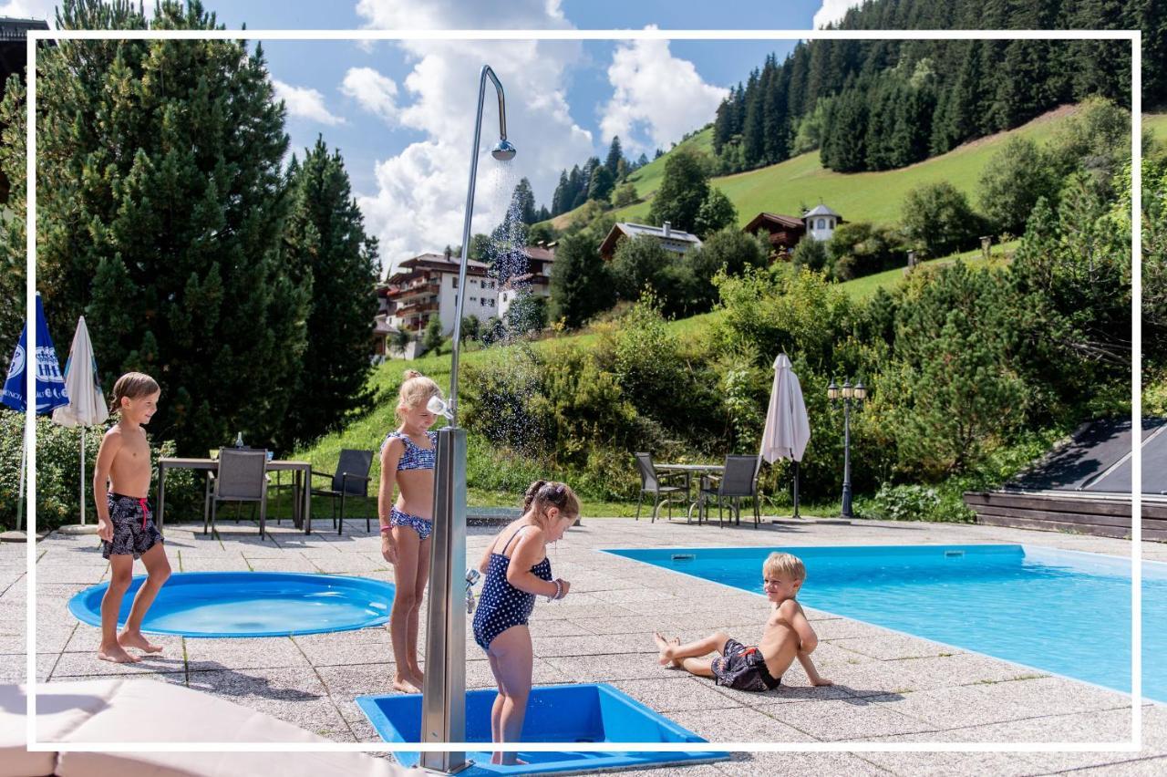 Tyrol Mountain Aparts - Urlaubsresort Hafele Sankt Jakob in Defereggen Exterior photo